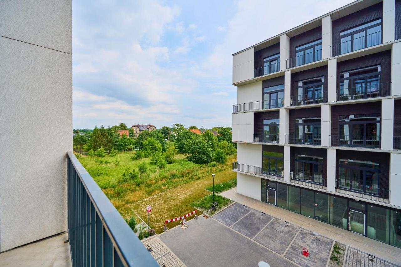 Mezzanine Studio Apartments Zarembowicza Wroclaw Airport By Renters المظهر الخارجي الصورة