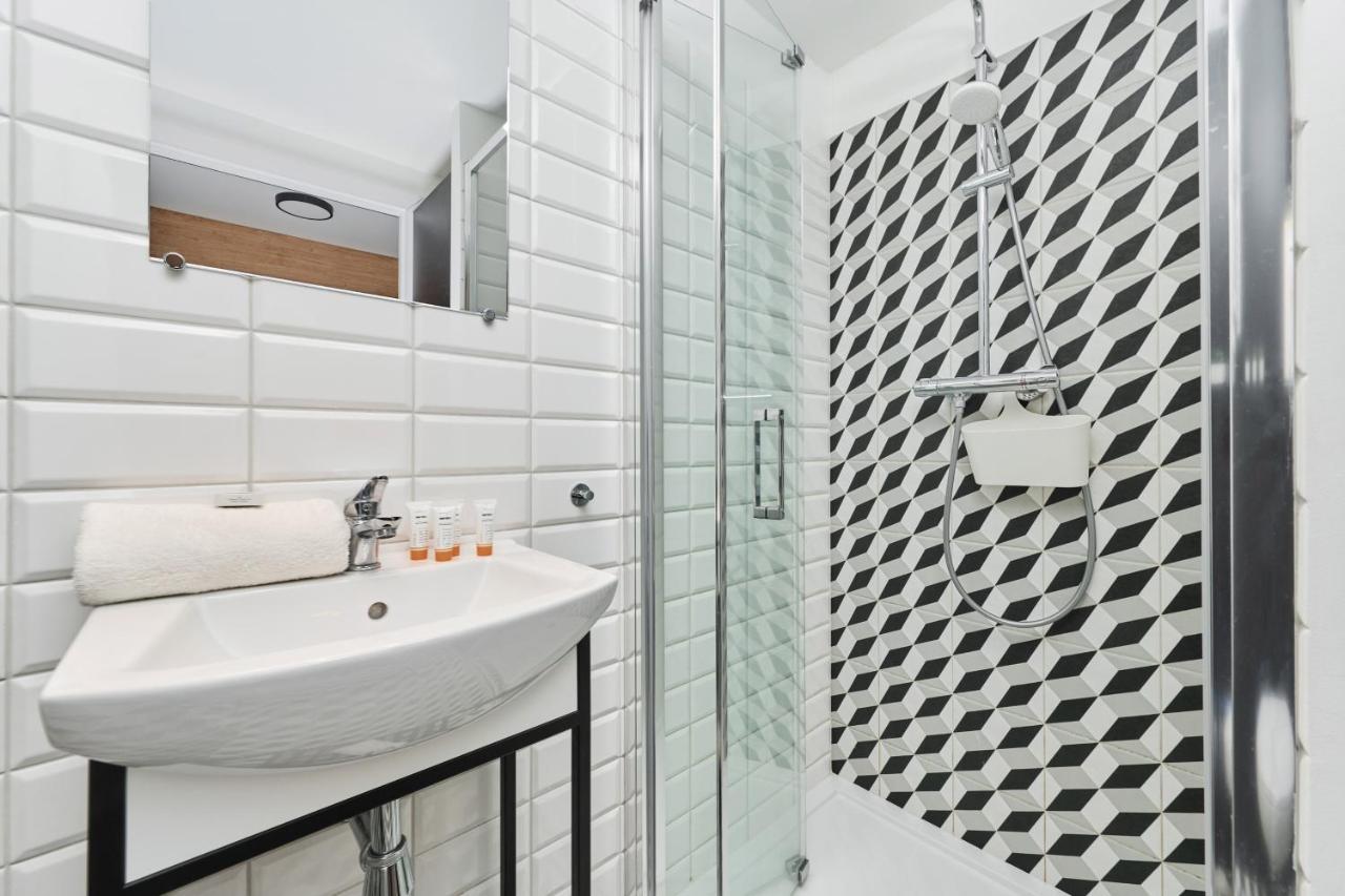 Mezzanine Studio Apartments Zarembowicza Wroclaw Airport By Renters المظهر الخارجي الصورة