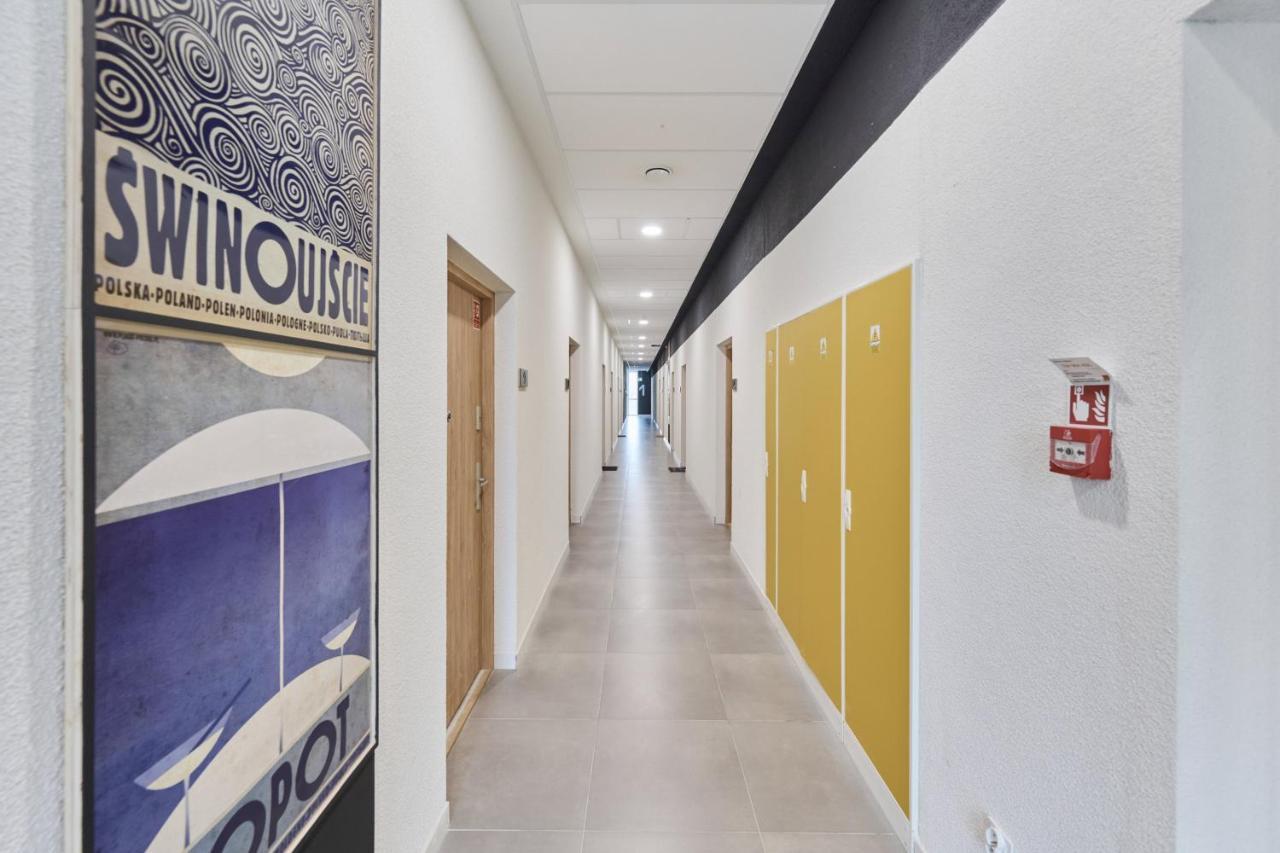 Mezzanine Studio Apartments Zarembowicza Wroclaw Airport By Renters المظهر الخارجي الصورة